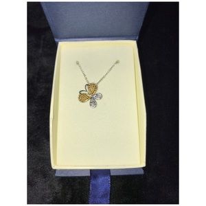 10K White Gold Butterfly Diamond Pendent w/ Chain